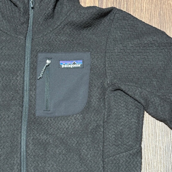 Patagonia R1 Air Jacket w Hood - Picture 2 of 9